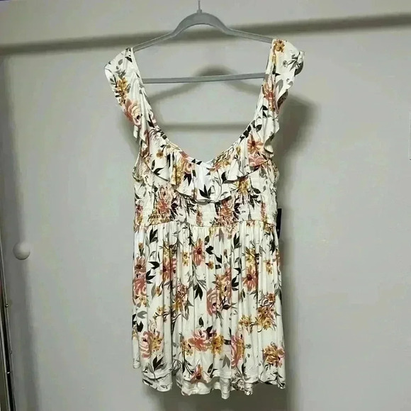 Torrid Floral Top - Picture 1 of 4